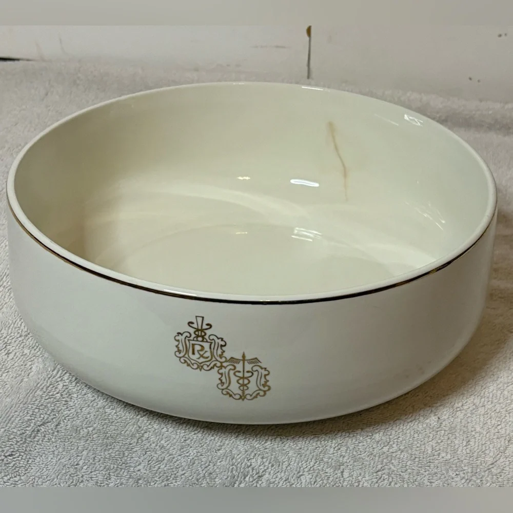 Vintage Hall China Crestware 10" Serving Bowl in Ivory Porcelain with Gold Trim - Picture 1 of 4